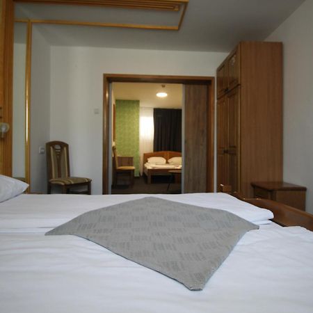 Hotel Pansion Stari Grad SJJ Exteriér fotografie