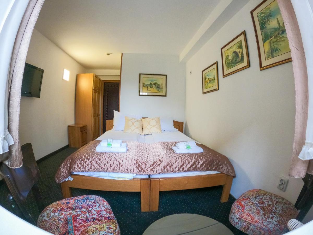 Hotel Pansion Stari Grad SJJ Exteriér fotografie