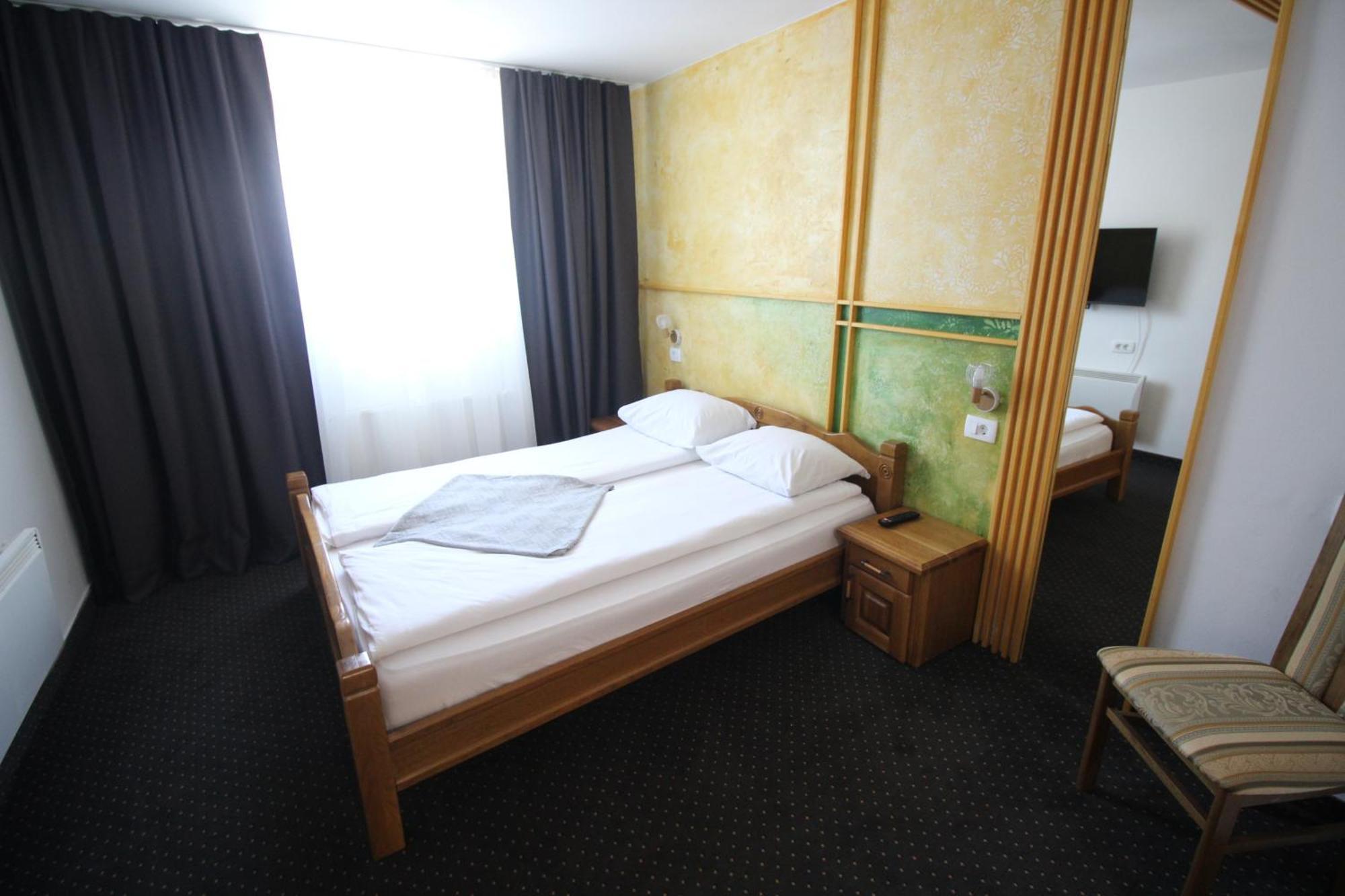 Hotel Pansion Stari Grad SJJ Exteriér fotografie
