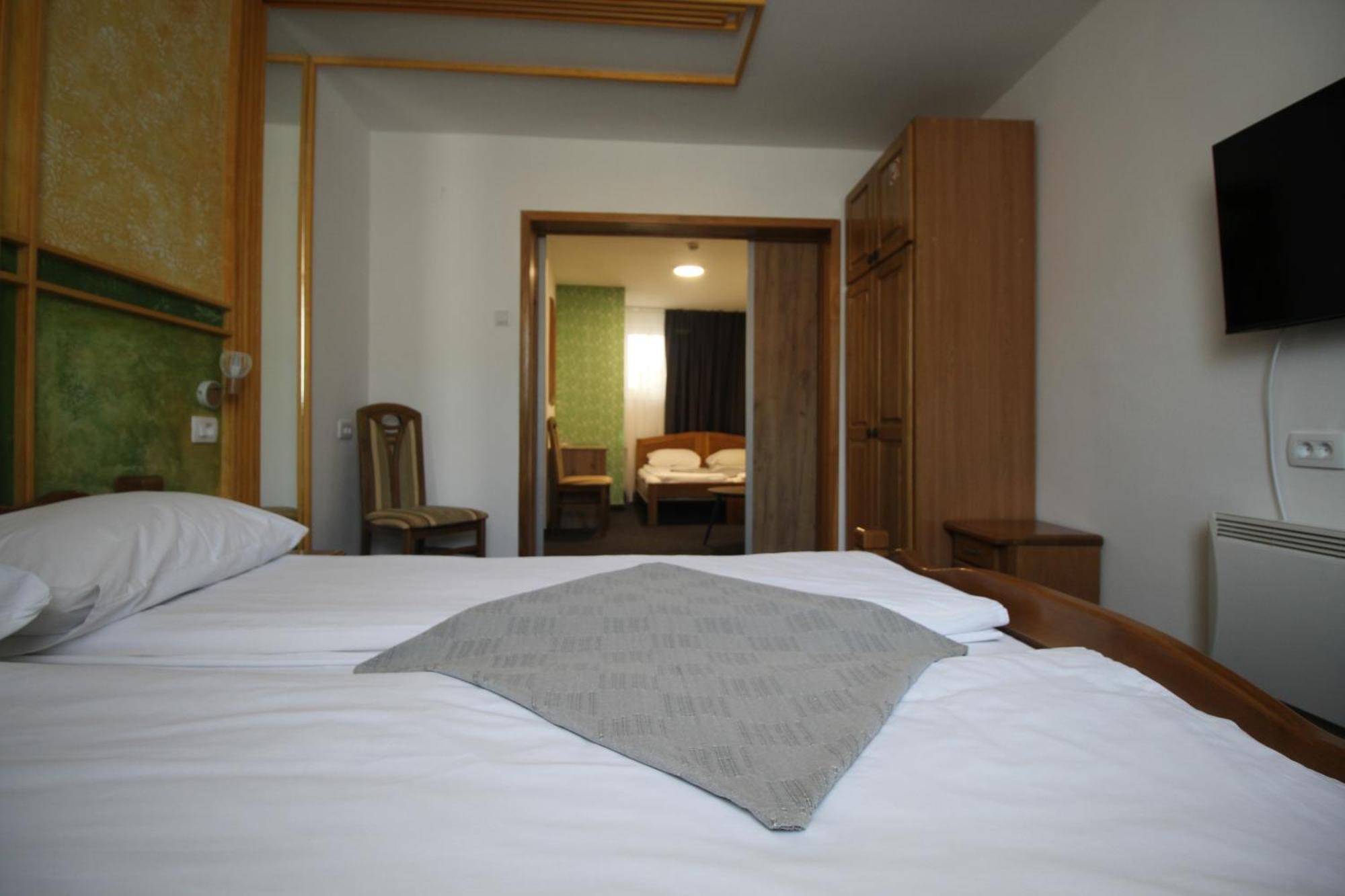 Hotel Pansion Stari Grad SJJ Exteriér fotografie