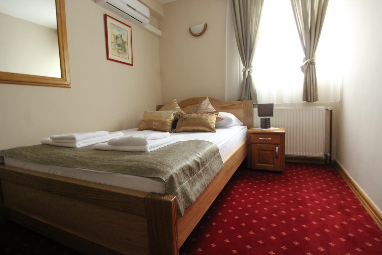 Hotel Pansion Stari Grad SJJ Exteriér fotografie