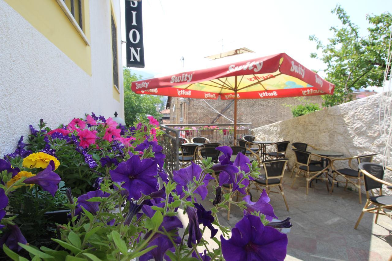 Hotel Pansion Stari Grad SJJ Exteriér fotografie