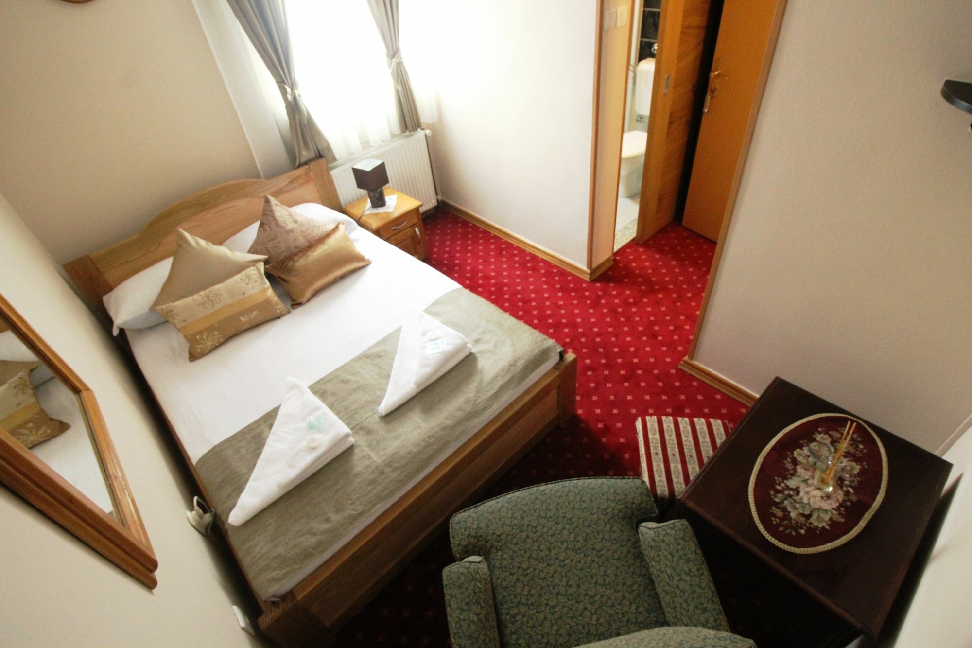 Hotel Pansion Stari Grad SJJ Exteriér fotografie